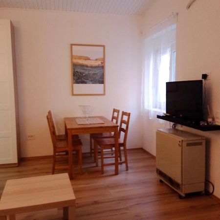 Visoki Vrh Apartman Belgrade Exterior photo